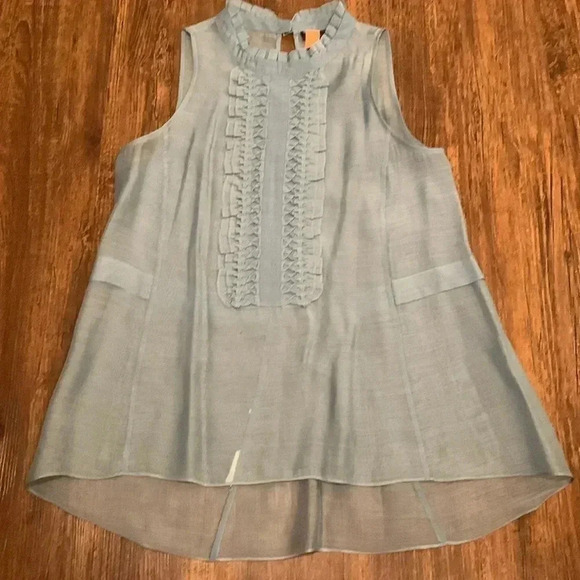 BCBG MaxAzria Ruffle Front Sheer Top Sleeveless Light Blue Size Small - Picture 1 of 7